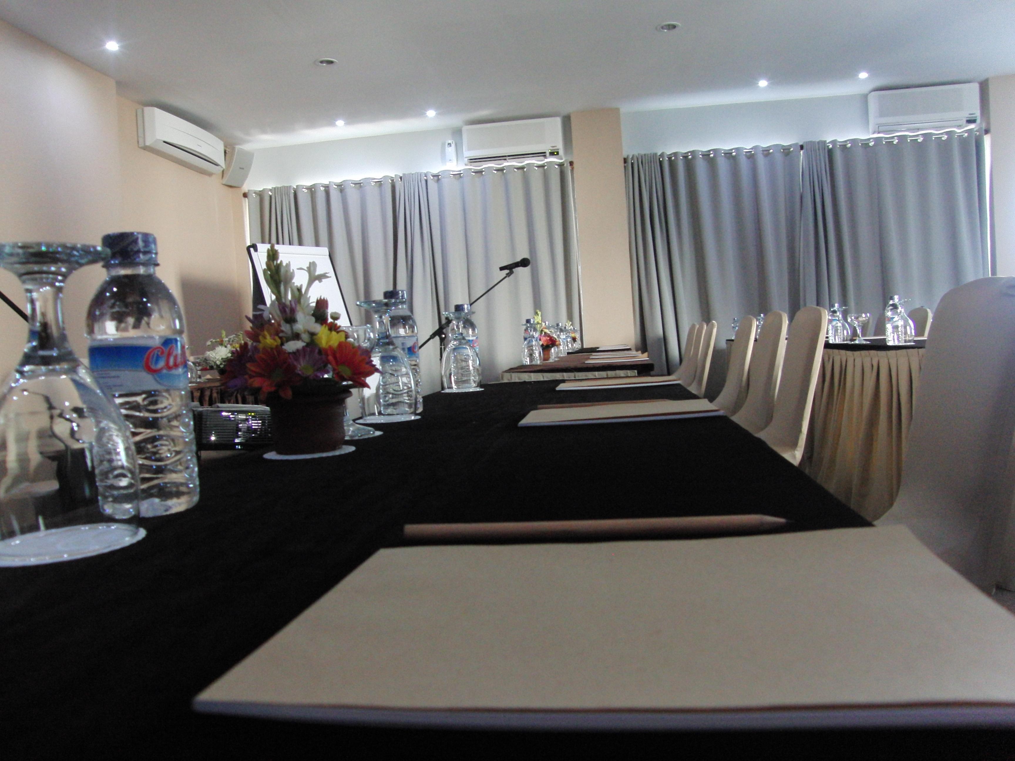 Umalas Hotel & Residence Seminyak Business bild