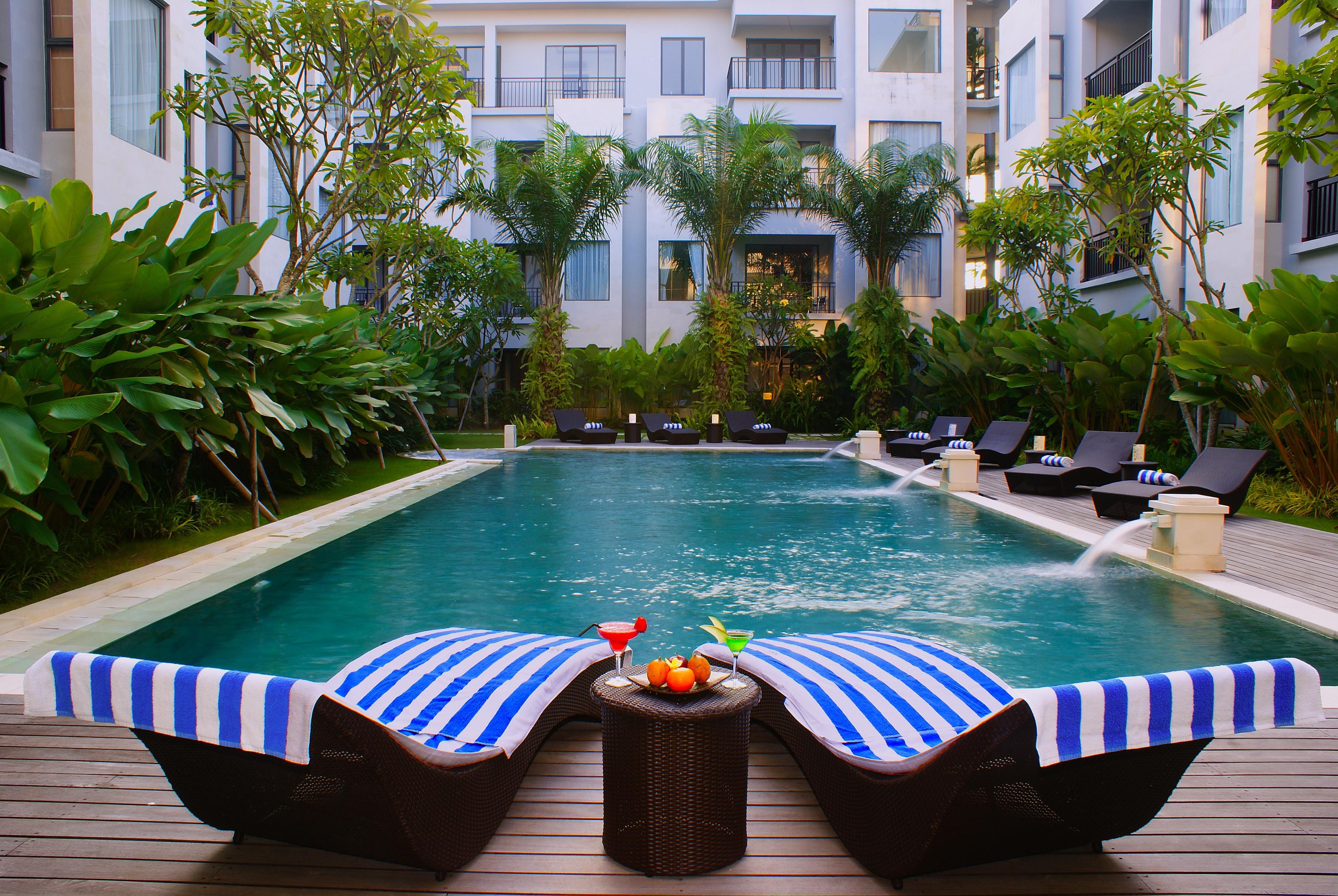 Umalas Hotel & Residence Seminyak Exteriör bild