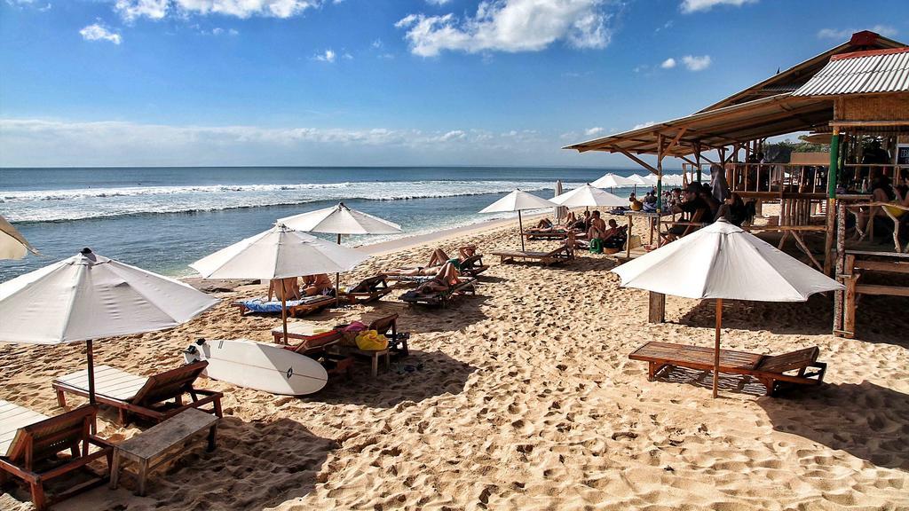 Umalas Hotel & Residence Seminyak Exteriör bild